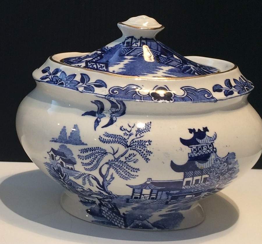 Blue Willow (Gold Trim) Sugar Bowl & Lid by Burgess & Leigh-1