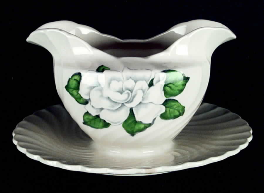 Gardenia Gravy Boat with Attached Underplate by Burgess & Leigh-1
