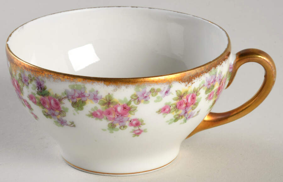 Bridal Wreath Flat Cup by Bawo & Dotter-1