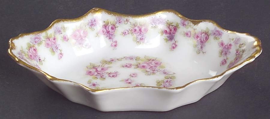 Bridal Wreath Nut Dish by Bawo & Dotter-1