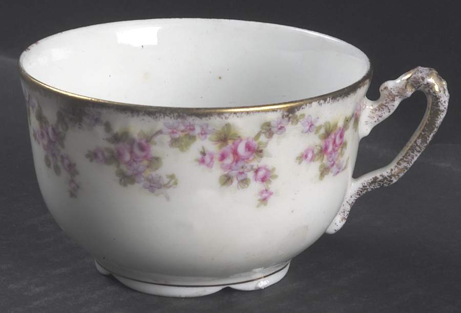 Bridal Wreath Flat Cup by Bawo & Dotter-1