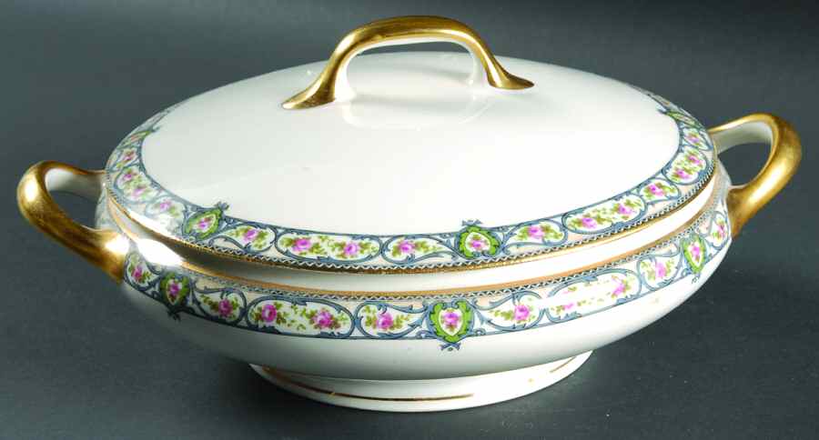 BWD10 Round Covered Vegetable by Bawo & Dotter-1