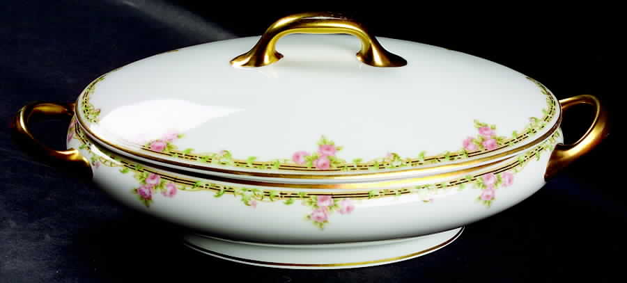 BWD114 Oval Covered Vegetable by Bawo & Dotter-1