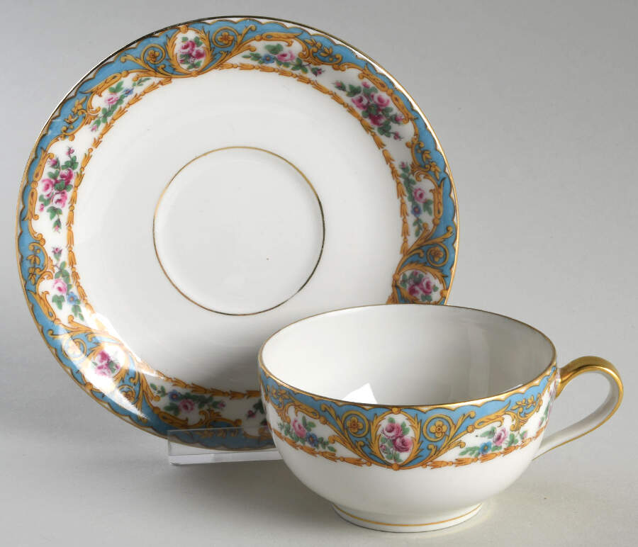 BWD17 Flat Cup & Saucer Set by Bawo & Dotter-1