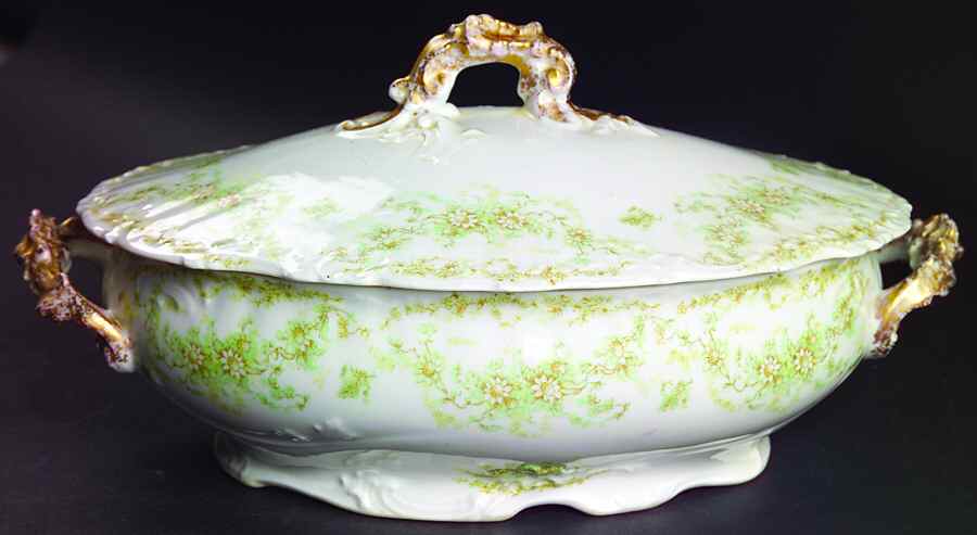 BWD2 Oval Covered Vegetable by Bawo & Dotter-1