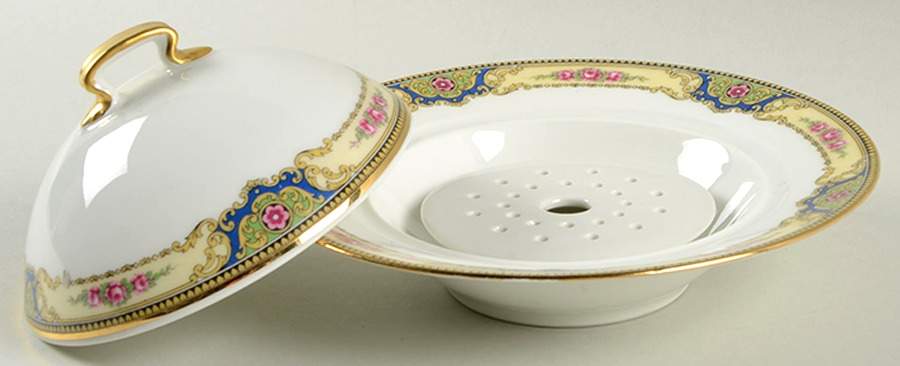 BWD23 Round Covered Butter with Strainer by Bawo & Dotter-1