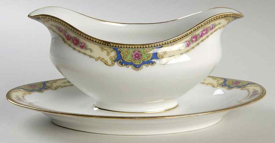 BWD23 Gravy Boat with Attached Underplate by Bawo & Dotter-1
