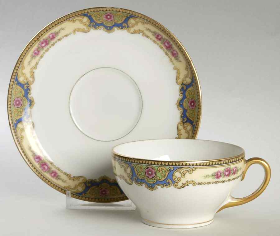 BWD23 Flat Cup & Saucer Set by Bawo & Dotter-1
