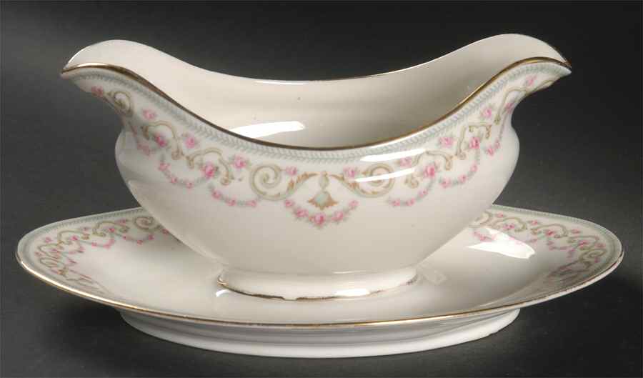 BWD34 Gravy Boat with Attached Underplate by Bawo & Dotter-1
