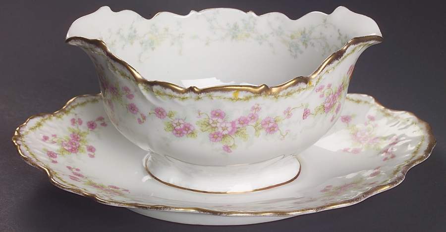 BWD4 Gravy Boat with Attached Underplate by Bawo & Dotter-1