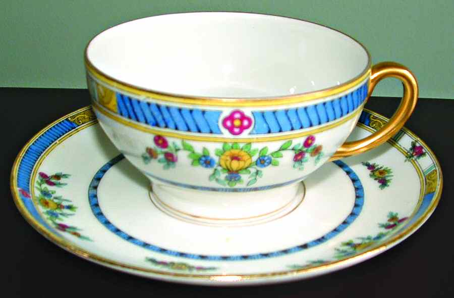 BWD70 Flat Cup & Saucer Set by Bawo & Dotter-1
