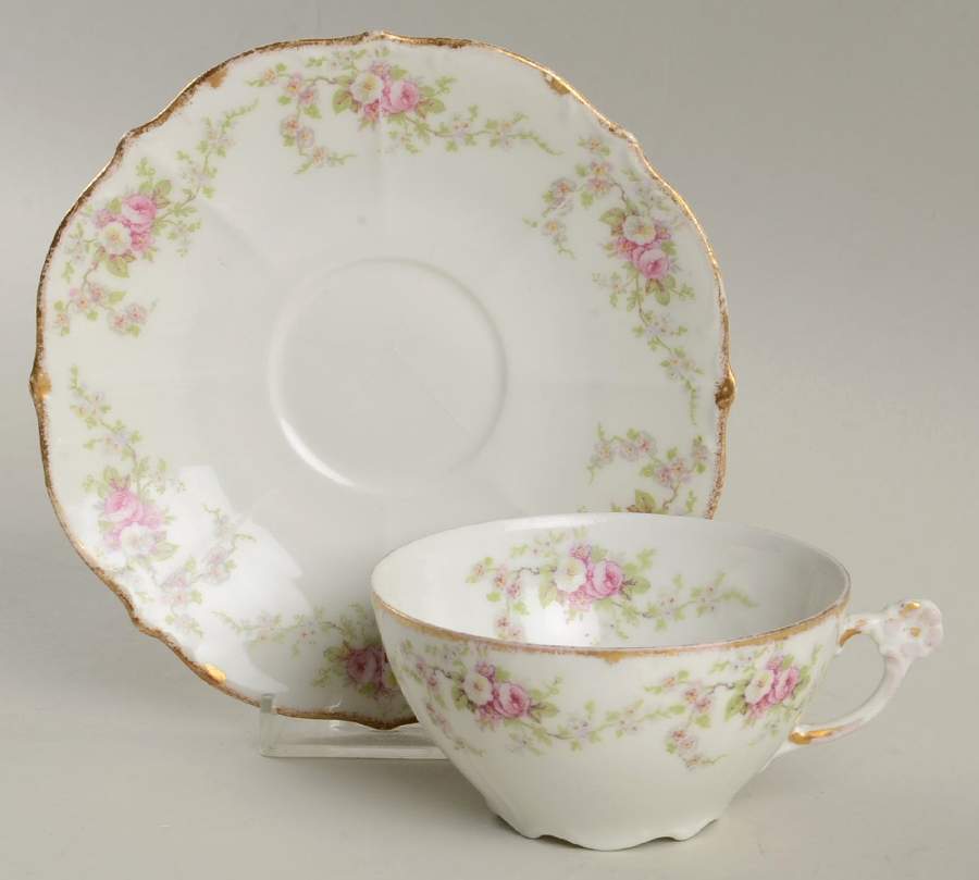 BWD94 Flat Cup & Saucer Set by Bawo & Dotter-1