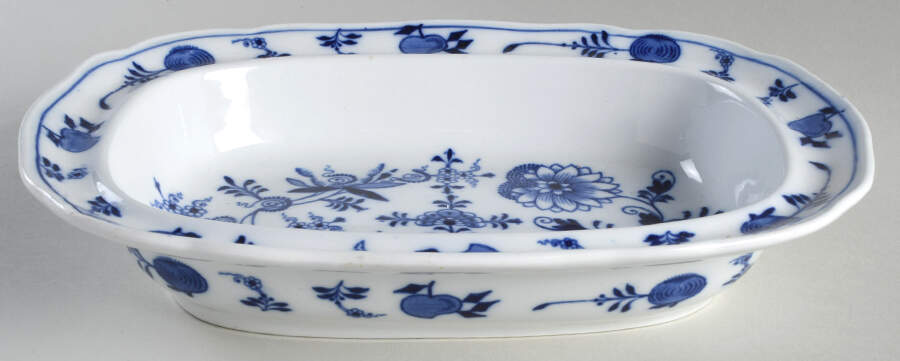 Meissen (Scalloped) Rectangular Vegetable Bowl No Lid by Brown, Westhead & Moore-1