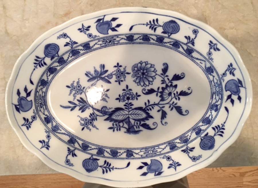 Meissen (Scalloped) 16" Oval Serving Platter by Brown, Westhead & Moore-1