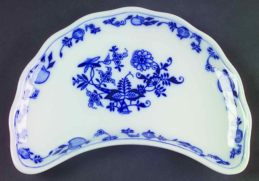 Meissen (Scalloped) Crescent Salad Plate by Brown, Westhead & Moore-1