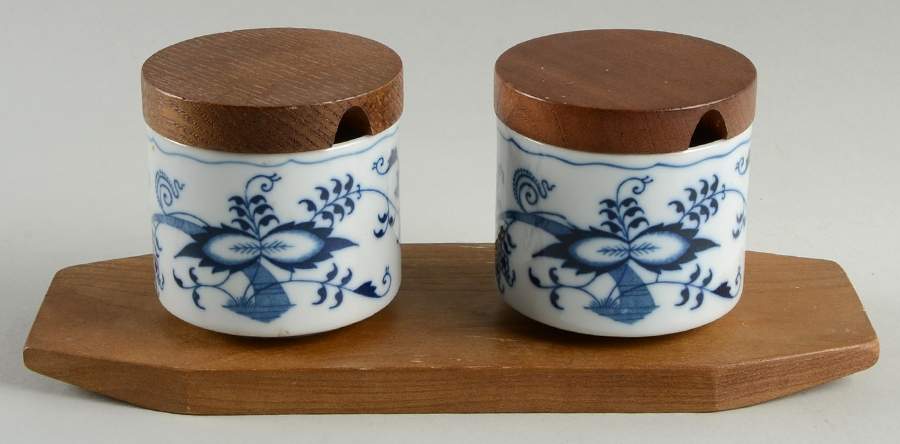 Blue Danube Jam/Jelly & Wood Lids Set w/Tray by Blue Danube (Japan)-1