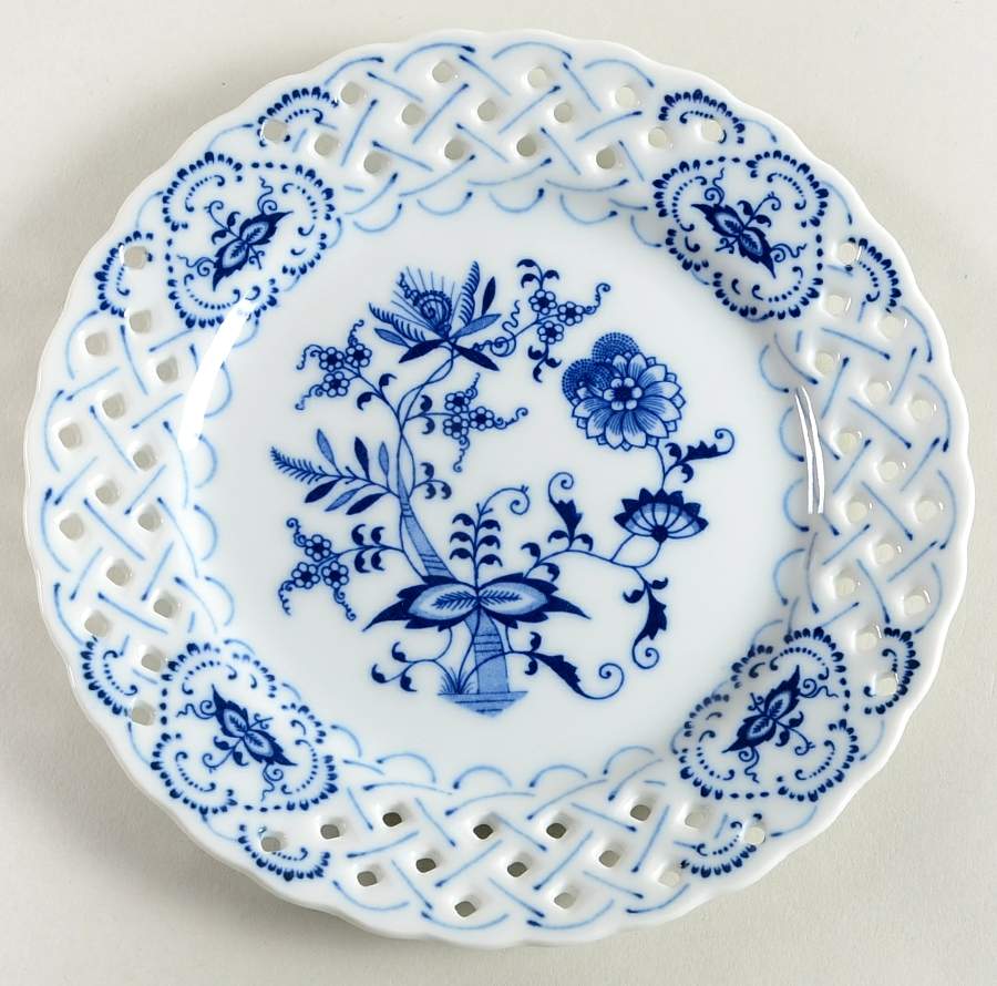 Blue Danube Pierced Bread & Butter Plate by Blue Danube (Japan)-1