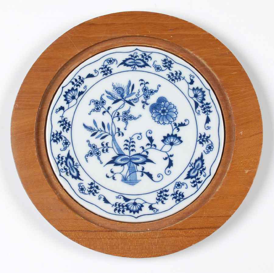 Blue Danube 8" Round Wood Cheese with Tile by Blue Danube (Japan)-1