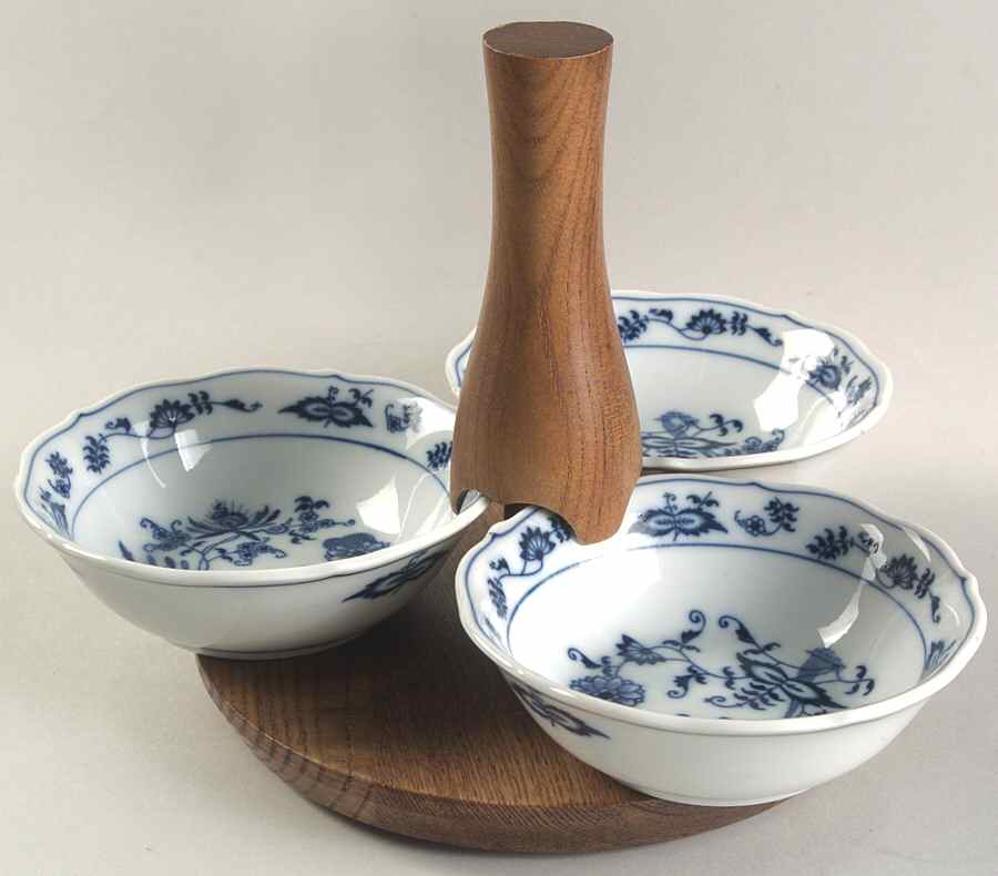 Blue Danube (4 Piece) 3 Tid Bit Server Bowls & Wood Stand by Blue Danube (Japan)-1