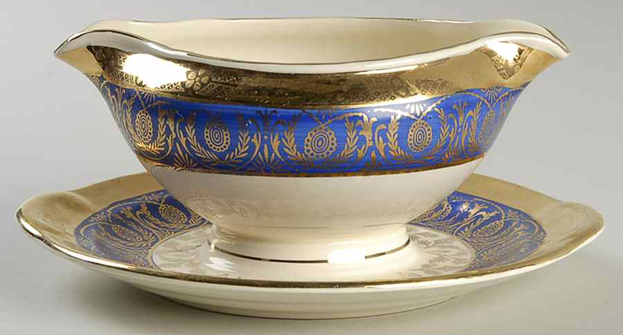 1015 Gravy Boat with Attached Underplate by Bromley-1