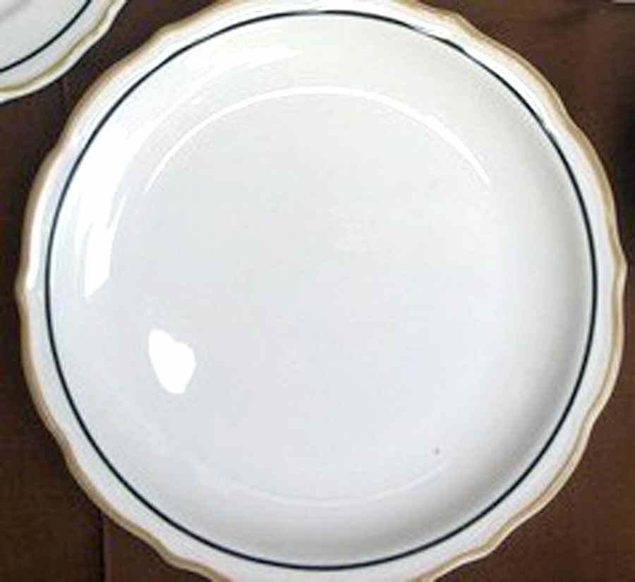 BUF32 Dinner Plate by Buffalo Pottery-1