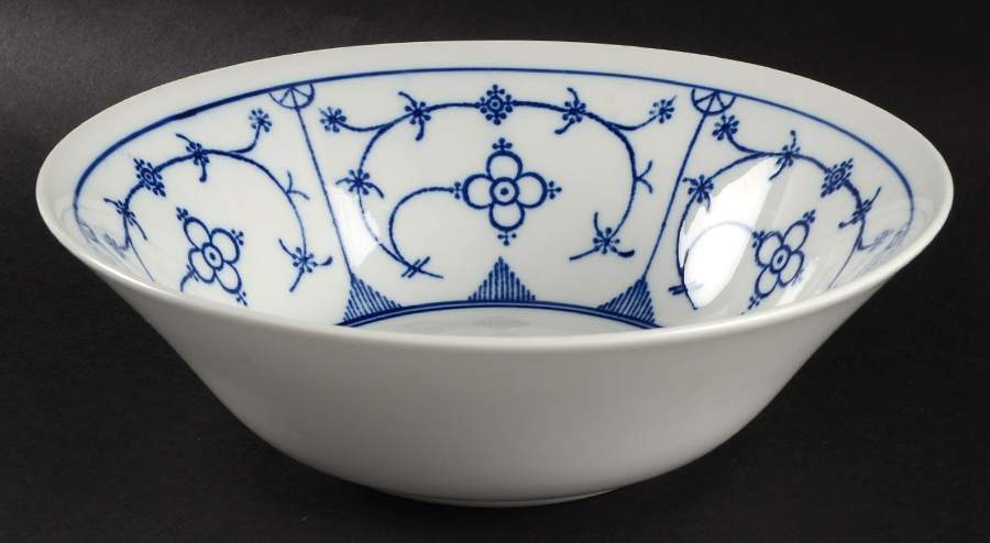 Indisch Blau 9" Round Vegetable Bowl by Bareuther & Co-1