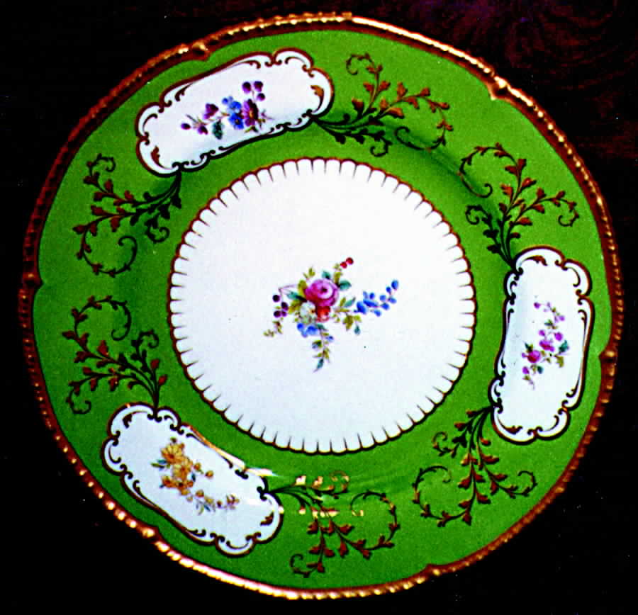 H5745 Dinner Plate by Brown, Westhead & Moore-1