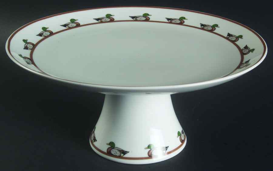 Decoy Gallery 10" Diameter Pedestal Cake Stand by Georges Briard-1