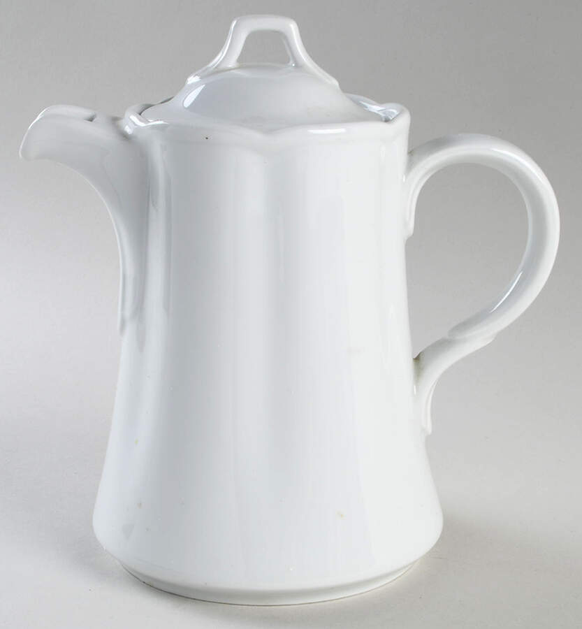 Noblesse Coffee Pot & Lid by Bauscher Weiden-1