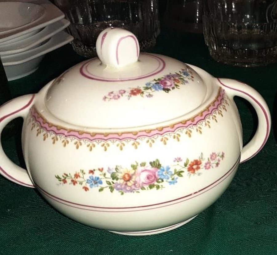 Windsor Sugar Bowl & Lid by Barratts-1