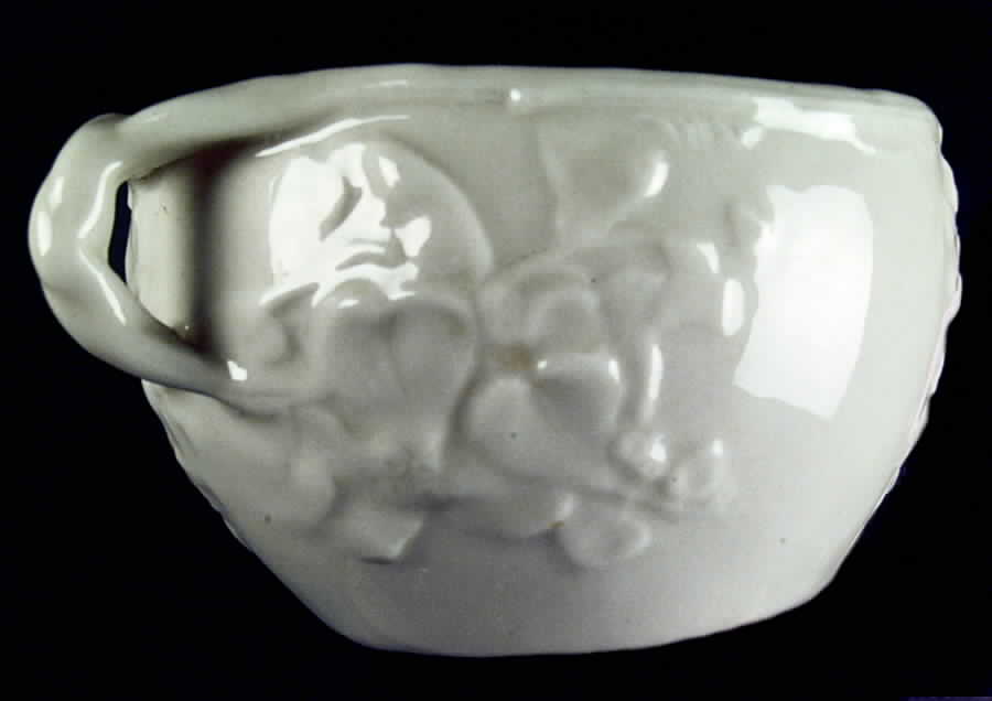Ivy-Off White Mini Open Sugar Bowl by Belleek Pottery (Ireland)-1