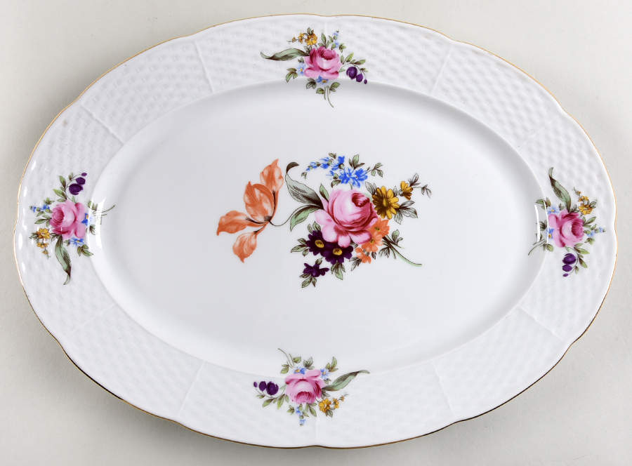 Minuet 14" Oval Serving Platter by Belfor-1