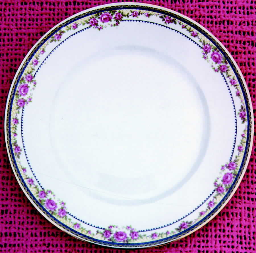 BOJ29 Dinner Plate by Jean Boyer (Limoges)-1
