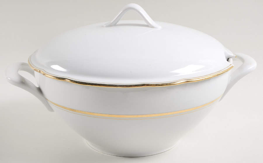 BAV44 Tureen &  Lid by Bavaria-1