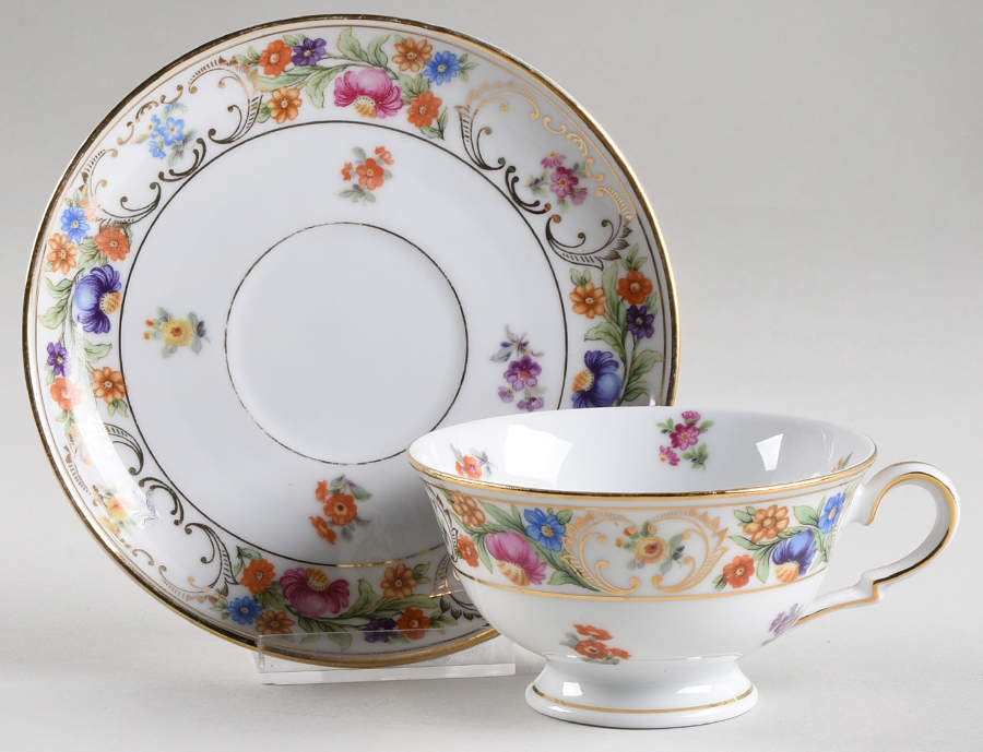 Royal Footed Cup & Saucer Set by Bavaria-1