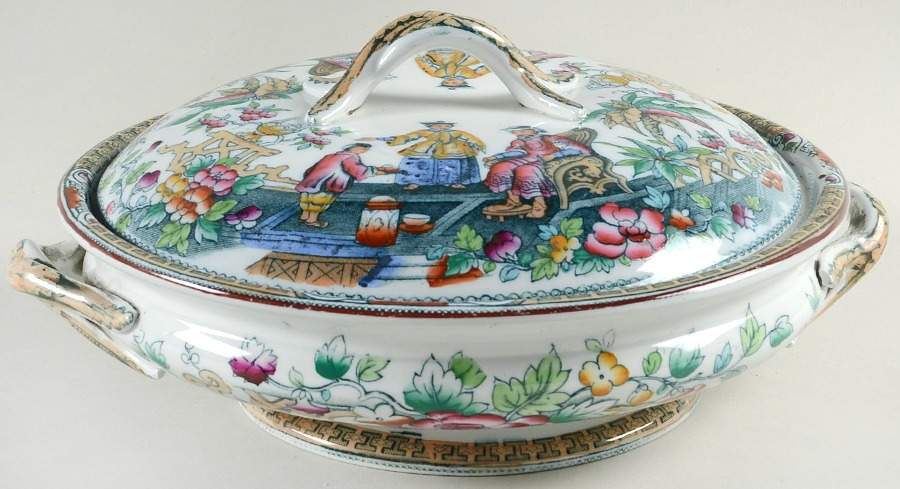 Pekin Round Covered Vegetable by Beech & Hancock-1