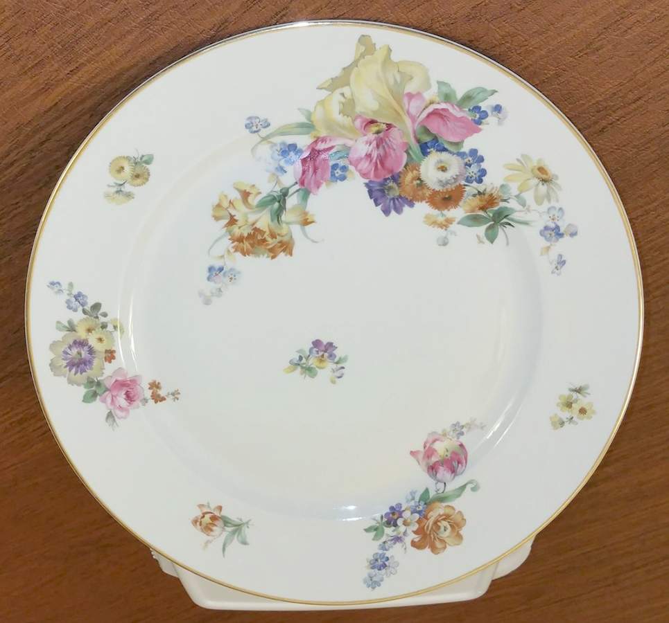 BAV50 Dinner Plate by Bavaria-1