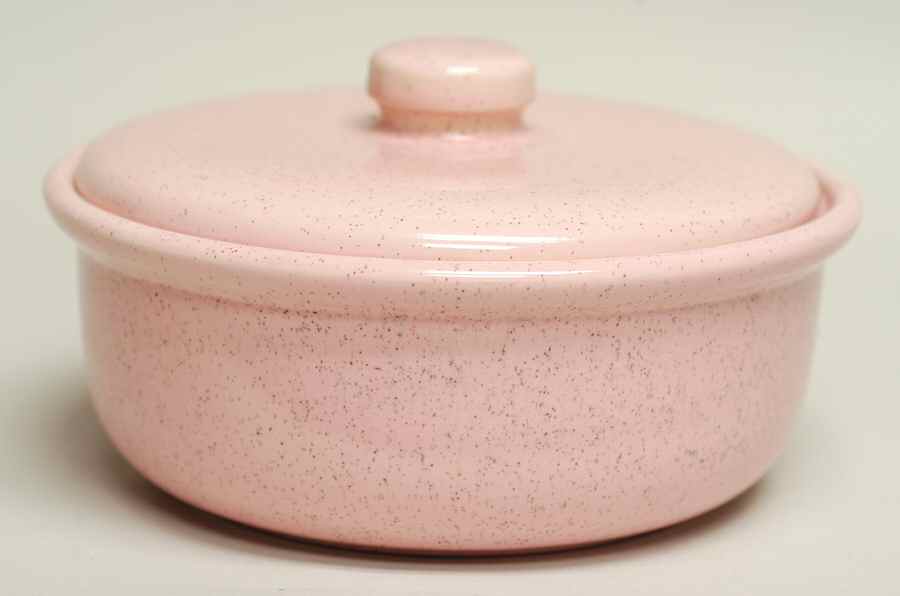 Monterey Moderne-Pink 1 Qt Round Covered Casserole by Bauer-1