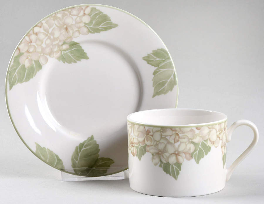 Garden Grove Flat Cup & Saucer Set by Block-1