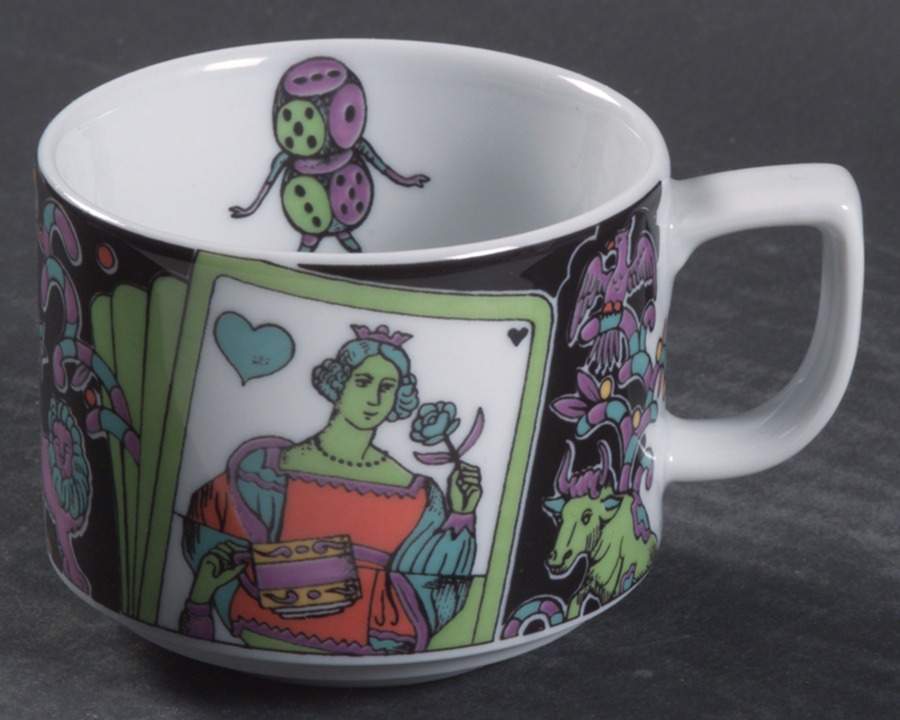 Playtime Flat Cup by Bopla (Switzerland)-1