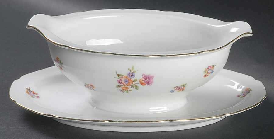 BAR28 Gravy Boat with Attached Underplate by Baronet-1