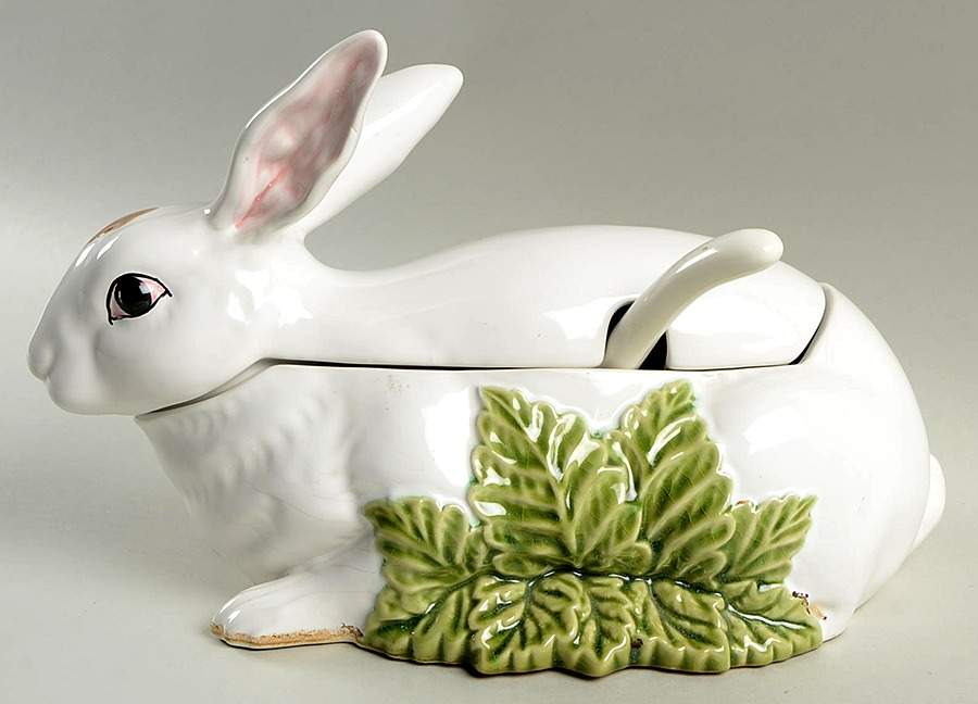 Rabbit Green Figural Tureen & Lid with Ladle by Bordallo Pinheiro-1