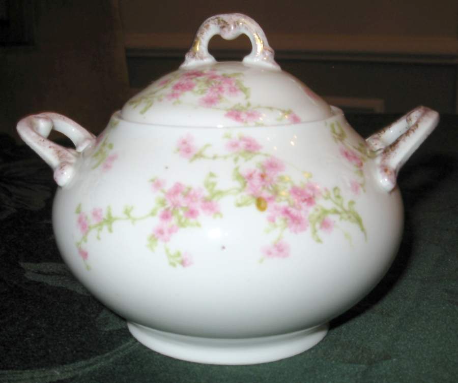 BWD219 Sugar Bowl & Lid by Bawo & Dotter-1