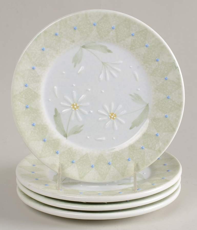 Loves Me Salad Plate - Set of 4 by Block-1