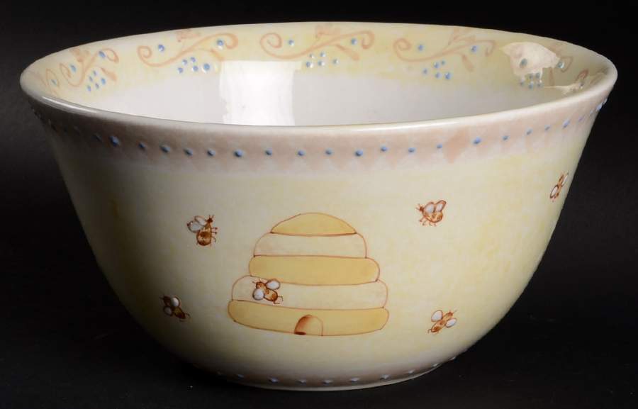 Buzz Buzz 9" Round Vegetable Bowl by Block-1