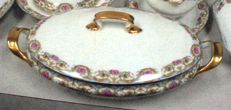 BWD226 Oval Covered Vegetable by Bawo & Dotter-1