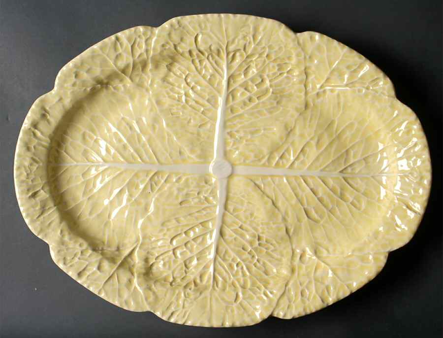 Cabbage Yellow 17" Oval Serving Platter by Bordallo Pinheiro-1