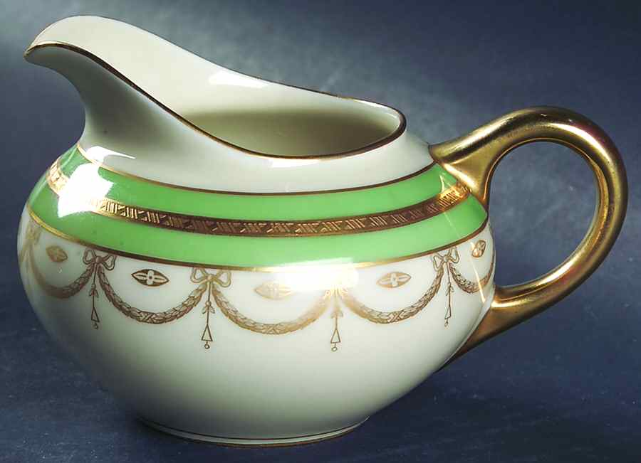 BLK67 Creamer by Black Knight-1