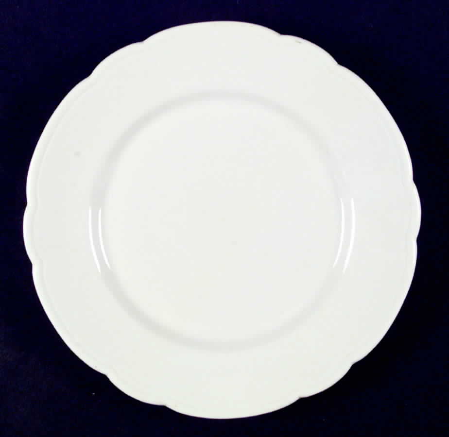 BUF60 Luncheon Plate by Buffalo Pottery-1