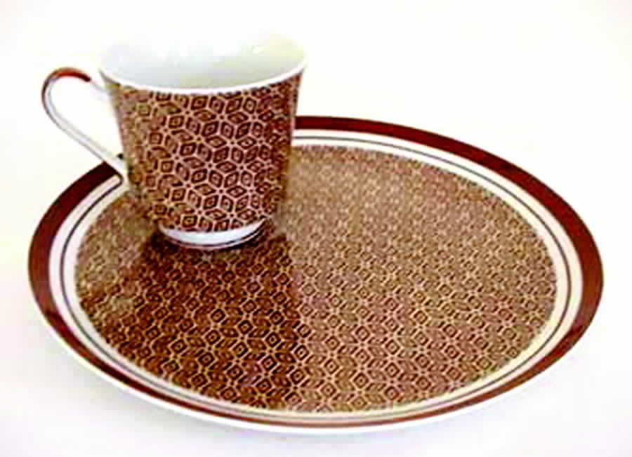 Byzantine Snack Plate & Cup Set by Georges Briard-1